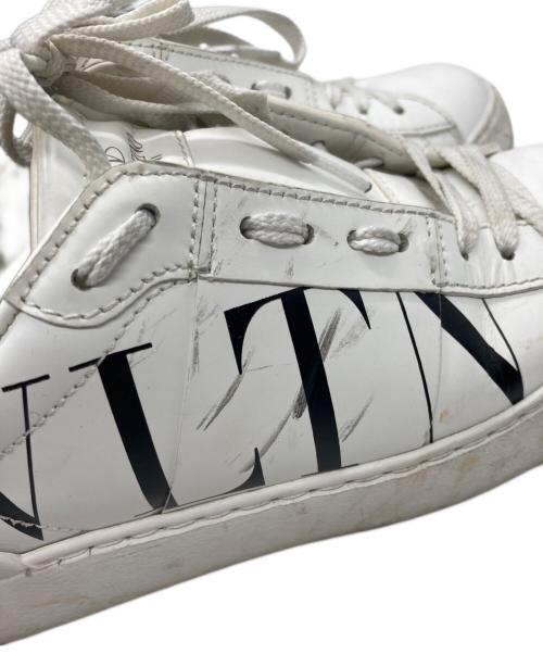 VALENTINO GARAVANI（ヴァレンティノ・ガラヴァーニ）VALENTINO GARAVANI (ヴァレンティノ・ガラヴァーニ) Open Low スニーカー ホワイト サイズ:36の古着・服飾アイテム