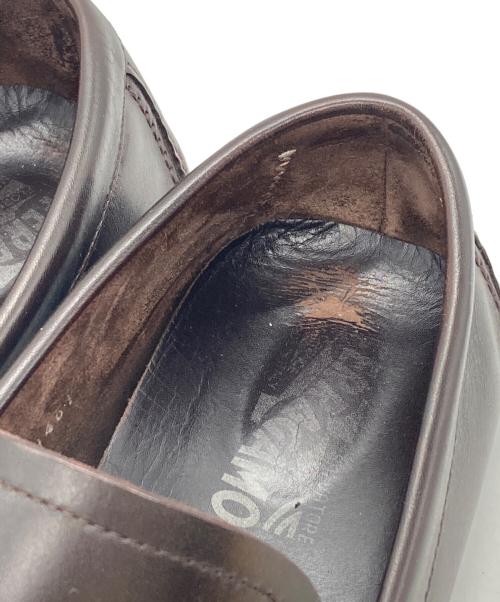 Salvatore Ferragamo（サルヴァトーレ フェラガモ）Salvatore Ferragamo (サルヴァトーレ フェラガモ) ドライビングシューズ ブラウン サイズ:6　1/2の古着・服飾アイテム