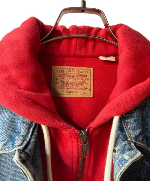 SUPREME（シュプリーム）Supreme (シュプリーム) LEVI'S (リーバイス) Fleece Hooded Trucker Jacket インディゴ×レッド サイズ:Sの古着・服飾アイテム