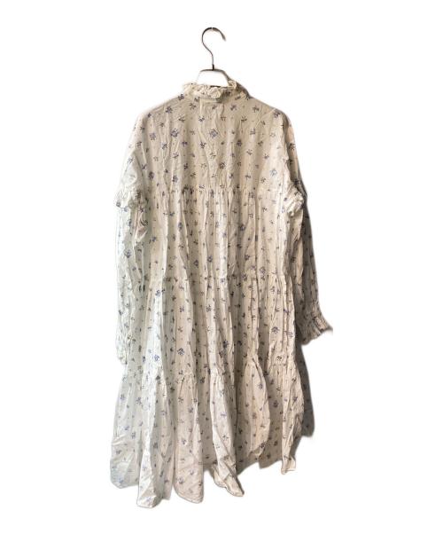 Candy Stripper（キャンディーストリッパー）Candy Stripper (キャンディーストリッパー) ティアードフラワーワンピース ホワイト サイズ:2の古着・服飾アイテム