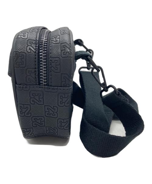 JORDAN（ジョーダン）JORDAN (ジョーダン) MONOGRAM CAMERA BAG ブラックの古着・服飾アイテム