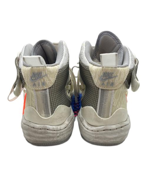 NIKE（ナイキ）NIKE (ナイキ) スニーカー アイボリー サイズ:25.5㎝の古着・服飾アイテム