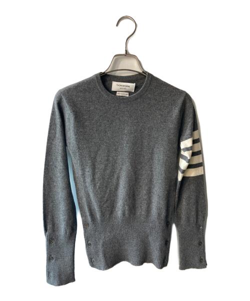 Thom Browne（トムブラウン）Thom Browne (トムブラウン) Cashmere Sweater グレー サイズ:Mの古着・服飾アイテム