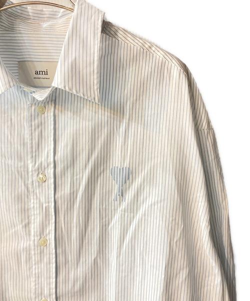AMI Alexandre Mattiussi（アミアレクサンドルマテュッシ）AMI Alexandre Mattiussi (アミアレクサンドルマテュッシ) ボクシーフィット シャツ ホワイト サイズ:39の古着・服飾アイテム