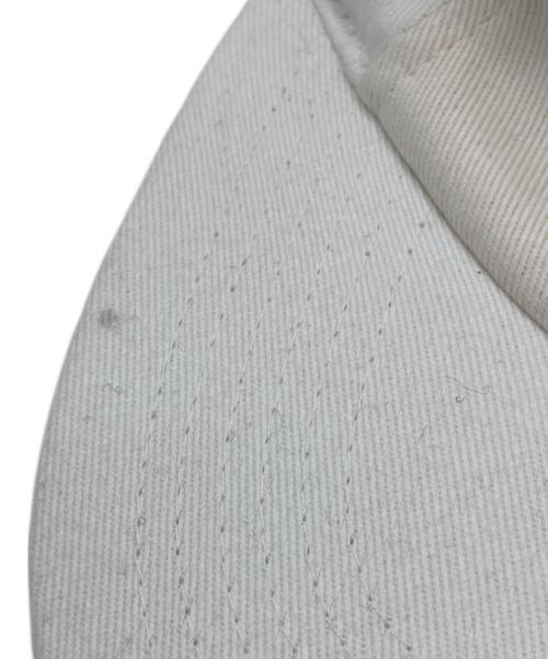 MM6 Maison Margiela（エムエムシックスメゾンマルジェラ）MM6 Maison Margiela (エムエムシックスメゾンマルジェラ) キャップ ホワイトの古着・服飾アイテム
