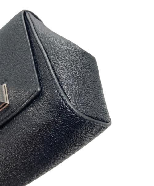 BOTTEGA VENETA（ボッテガベネタ）BOTTEGA VENETA (ボッテガベネタ) ベルトバッグ ブラックの古着・服飾アイテム