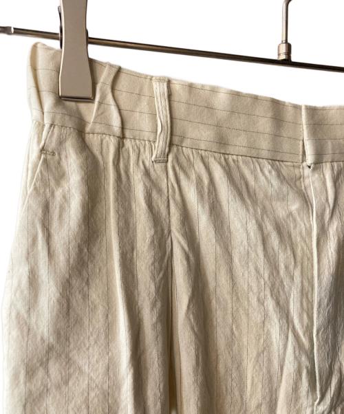 SHIPS Primary navy label（シップス プライマリー ネイビー レーベル）SHIPS Primary Navy Label (シップス プライマリー ネイビー レーベル) 麻混 ストライプ ストレッチ テーパード パンツ ベージュ サイズ:サイズ表記無の古着・服飾アイテム