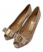 Salvatore Ferragamoサルヴァトーレ フェラガモ）の古着「パンプス」｜ベージュ