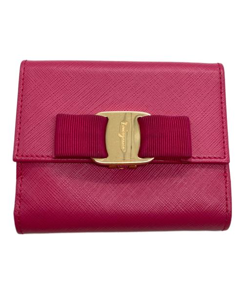 Salvatore Ferragamo（サルヴァトーレ フェラガモ）Salvatore Ferragamo (サルヴァトーレ フェラガモ) 3つ折り財布 ピンクの古着・服飾アイテム