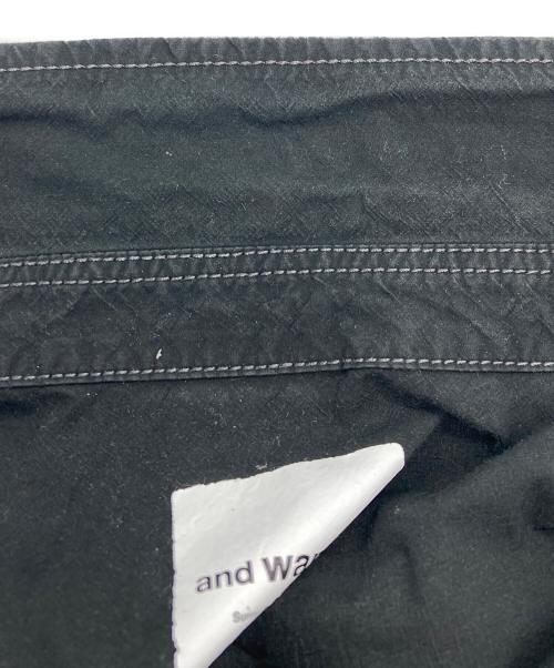 and wander（アンドワンダー）and wander (アンドワンダー) CORDURA typewriter SS over shirt ブラック サイズ:XLの古着・服飾アイテム