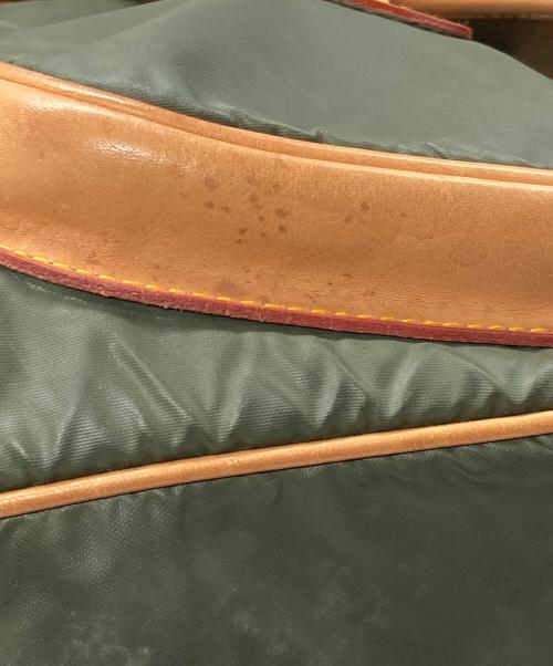 HUNTING WORLD（ハンティングワールド）HUNTING WORLD (ハンティングワールド) バチュークロスショルダーバッグ カーキの古着・服飾アイテム