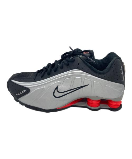 NIKE（ナイキ）NIKE (ナイキ) NIKE SHOX R4 METALLIC SILVER ブラック×シルバー サイズ:27㎝の古着・服飾アイテム