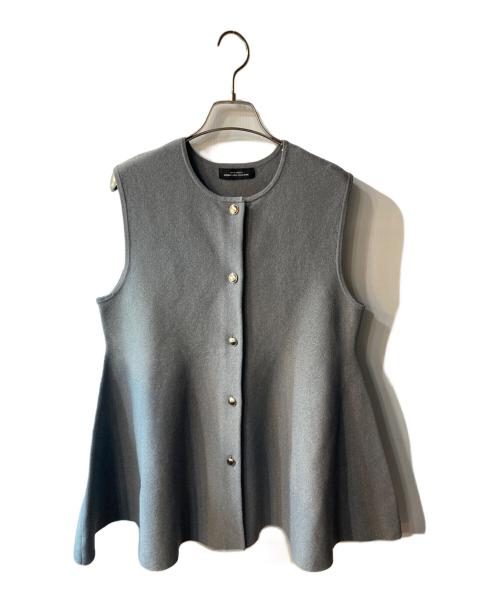 green label relaxing（グリーンレーベルリラクシング）green label relaxing (グリーンレーベルリラクシング) ソフト ペプラム ジレ ニット プルオーバー グレー サイズ:サイズ表記無の古着・服飾アイテム