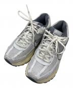 NIKEナイキ）の古着「W ZOOM VOMERO 5」｜ホワイト