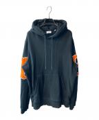 BURBERRYバーバリー）の古着「アームロゴエンブロダイリーフーディ」｜ブラック