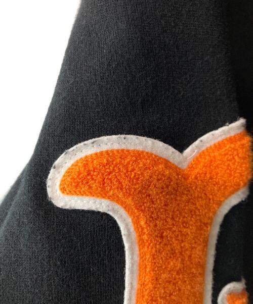 BURBERRY（バーバリー）BURBERRY (バーバリー) アームロゴエンブロダイリーフーディ ブラック サイズ:Mの古着・服飾アイテム