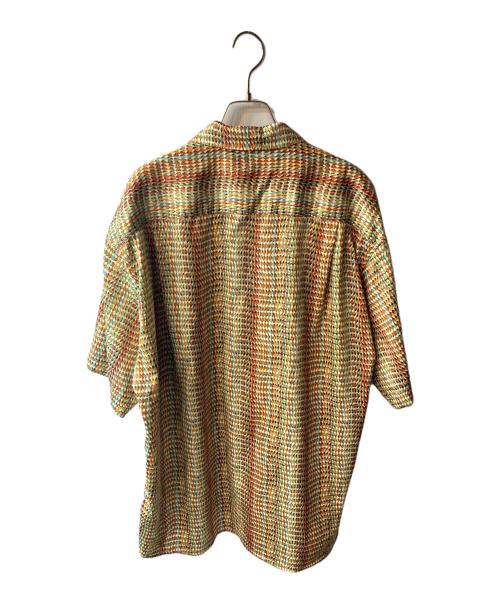 taupe（トープ）TAUPE (トープ) グラフィカルサテンラッフルS/Sシャツ ブラウン サイズ:02の古着・服飾アイテム