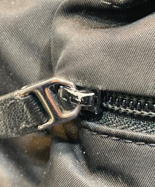 GIVENCHY（ジバンシィ）GIVENCHY (ジバンシィ) ESSENTIAL U ウエストバッグ ブラックの古着・服飾アイテム