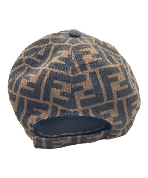 FENDI（フェンディ）FENDI (フェンディ) ズッカ柄ベースボールキャップ ブラウン×ブラックの古着・服飾アイテム