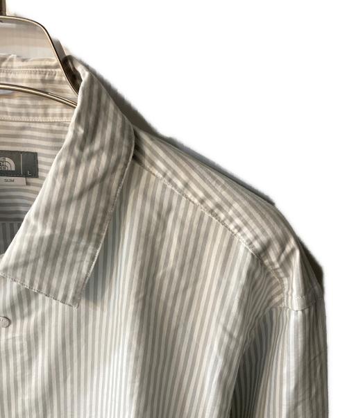 THE NORTH FACE（ザ ノース フェイス）THE NORTH FACE (ザ ノース フェイス) ノーザンハリアーシャツ グレー×ホワイト サイズ:Lの古着・服飾アイテム