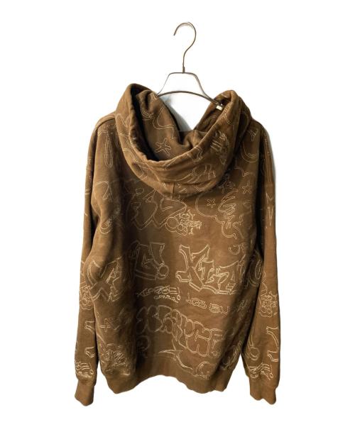 X-LARGE（エクストララージ）X-LARGE (エクストララージ) EMBROIDERED ALLOVER LOGO ZIP UP HOODED SWEATSHIRT ブラウン サイズ:Lの古着・服飾アイテム