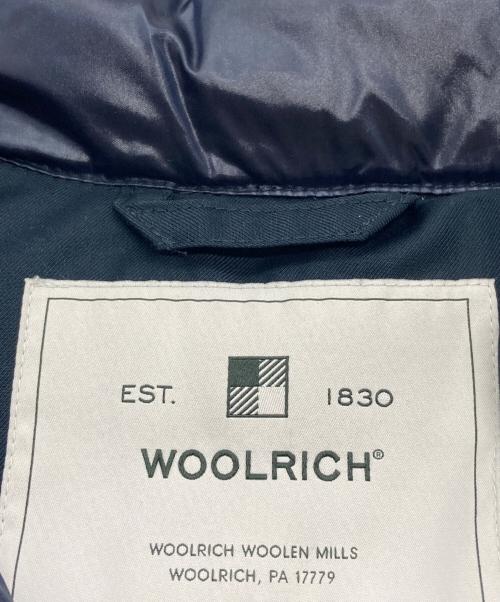 WOOLRICH（ウールリッチ）WOOLRICH (ウールリッチ) 切替ダウンジャケット ネイビー サイズ:XSの古着・服飾アイテム