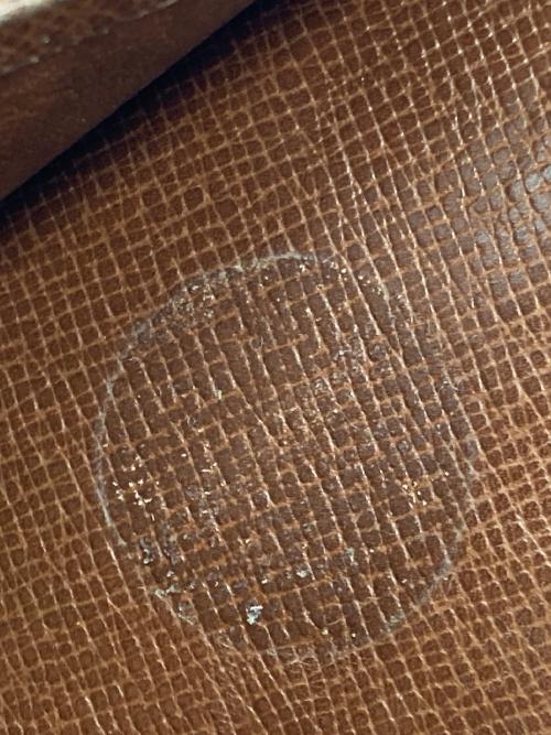 LOUIS VUITTON（ルイ ヴィトン）LOUIS VUITTON (ルイ ヴィトン) 財布 ブラウンの古着・服飾アイテム