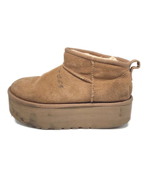 UGG（アグ）UGG (アグ) Classic Ultra Mini Platform ベージュ サイズ:24cmの古着・服飾アイテム