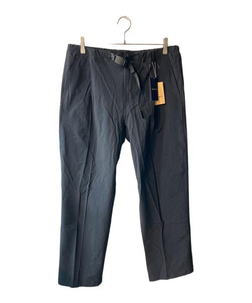GRAMICCI（グラミチ）GRAMICCI (グラミチ) EDIFICE (エディフィス) ストレッチ ナイロン1タック セミワイドパンツ ブラック サイズ:XL 未使用品の古着・服飾アイテム