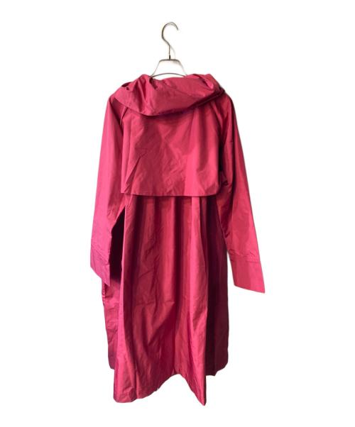 OH LA VACHE! CHIC by PARADISOLE（オー・ラバシュ！）OH LA VACHE! CHIC by PARADISOLE (オー・ラバシュ！) レインコート ショッキングピンク サイズ: M~LL 未使用品の古着・服飾アイテム