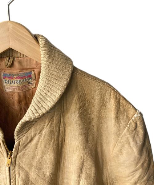CALIFORNIAN（カリフォルニアン）CALIFORNIAN (カリフォルニアン) レザーブルゾン ベージュ サイズ:42の古着・服飾アイテム