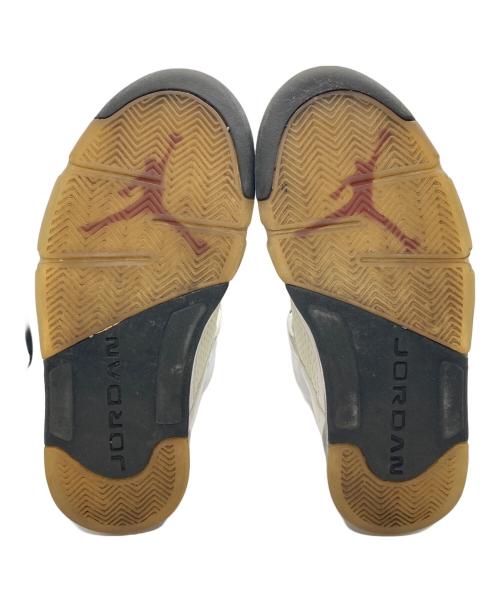 NIKE（ナイキ）NIKE (ナイキ) AIR JORDAN 5 RETRO ホワイト サイズ:27cmの古着・服飾アイテム