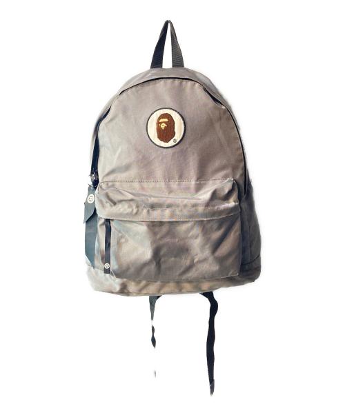 A BATHING APE（アベイシングエイプ）A BATHING APE (アベイシングエイプ) デイパック グレーの古着・服飾アイテム
