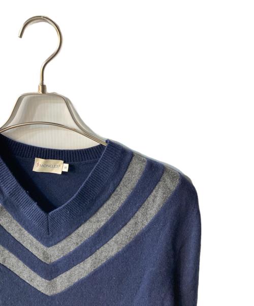 MONCLER（モンクレール）MONCLER (モンクレール) MAGLIONE SCOLLO A V/M ネイビー サイズ:Ｓの古着・服飾アイテム