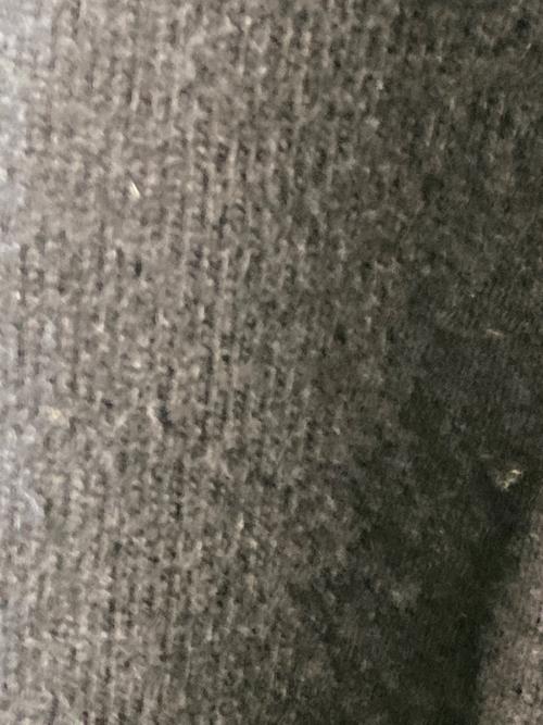 MONCLER（モンクレール）MONCLER (モンクレール) MAGLIONE SCOLLO A V/M ネイビー サイズ:Ｓの古着・服飾アイテム