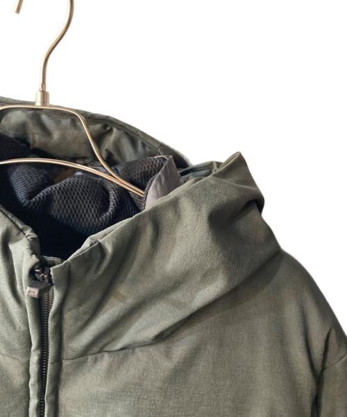 BEAUTY&YOUTH（ビューティーアンドユース）BEAUTY&YOUTH (ビューティーアンドユース) KOMATSU (コマツ) 700FP 撥水機能-ダウンジャケット カーキ サイズ:XLの古着・服飾アイテム