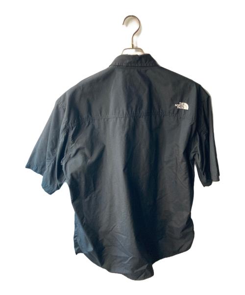 THE NORTH FACE（ザ ノース フェイス）THE NORTH FACE (ザ ノース フェイス) S/S Nuptse Shirt ブラック サイズ:XLの古着・服飾アイテム