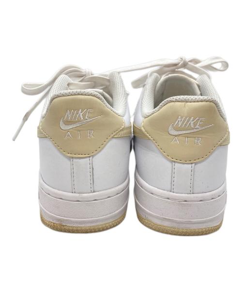 NIKE（ナイキ）NIKE (ナイキ) AIR FORCE 1 GS ホワイト×ベージュ サイズ:23.5cmの古着・服飾アイテム