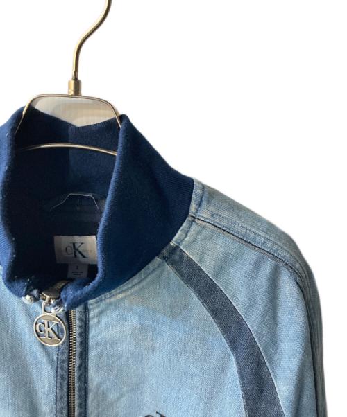 Calvin Klein Jeans（カルバンクラインジーンズ）Calvin Klein Jeans (カルバンクラインジーンズ) スタンドネックブルゾン インディゴ サイズ:Lの古着・服飾アイテム