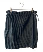 me ISSEY MIYAKEミーイッセイ ミヤケ）の古着「プリーツスカート」｜ブラック