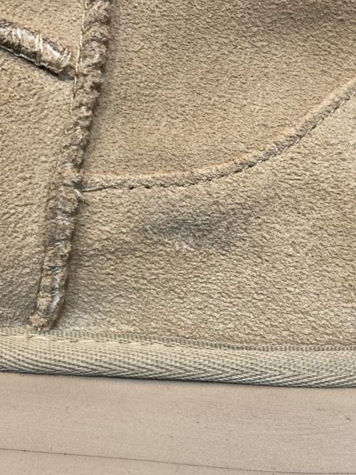 UGG（アグ）UGG (アグ) Classic Ultra Mini Platform ベージュ サイズ:26㎝の古着・服飾アイテム