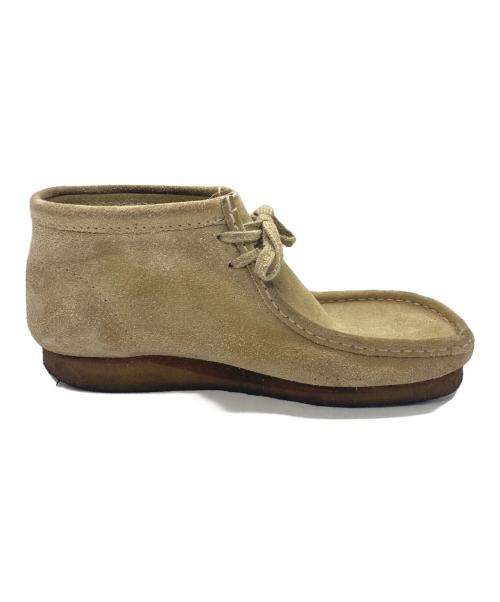 CLARKS ORIGINALS（クラークス オリジナルズ）Clarks Originals (クラークス オリジナルズ) ワラビーシューズ ベージュ サイズ:27.5の古着・服飾アイテム