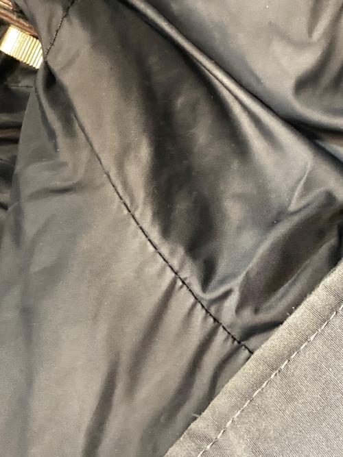 CANADA GOOSE（カナダグース）CANADA GOOSE (カナダグース) ダウンコート グレー サイズ:Ｓの古着・服飾アイテム