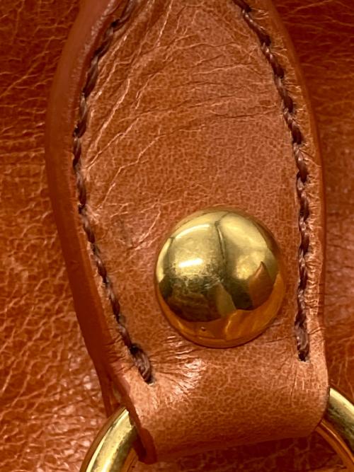 MIU MIU（ミュウミュウ）MIU MIU (ミュウミュウ) 2wayサイドリボンバッグ ライトブラウンの古着・服飾アイテム