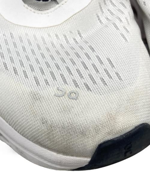 on（オン）On (オン) Cloudmonster ホワイト サイズ:27.5cmの古着・服飾アイテム