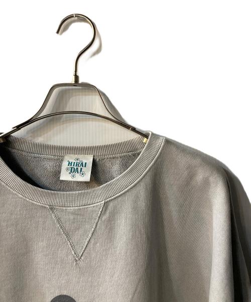 HIRAI DAI（ヒライダイ）HIRAI DAI (ヒライダイ) DISNEY (ディズニー) コラボスウェット グレー サイズ:XLの古着・服飾アイテム