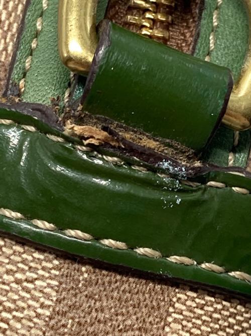 COACH（コーチ）COACH (コーチ) ショルダーバッグ ベージュ×グリーンの古着・服飾アイテム