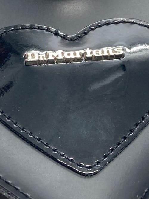 Dr.Martens（ドクターマーチン）Dr.Martens (ドクターマーチン) ハート型ミニショルダーバッグ ブラックの古着・服飾アイテム