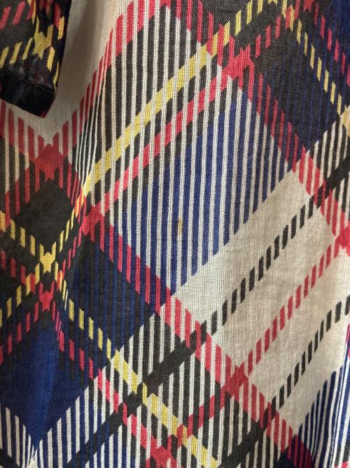 DRIES VAN NOTEN（ドリスヴァンノッテン）DRIES VAN NOTEN (ドリスヴァンノッテン) Vネックマドラスチェックワンピース ネイビー×レッド サイズ:36の古着・服飾アイテム