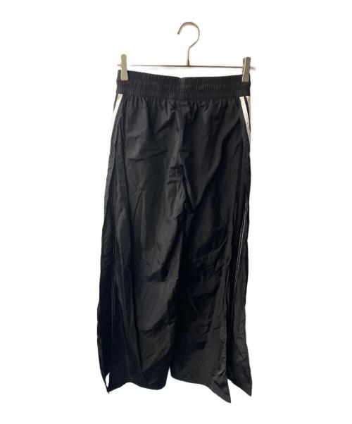 adidas（アディダス）adidas (アディダス) メガフレア トラックパンツ ブラック サイズ:Ｍの古着・服飾アイテム